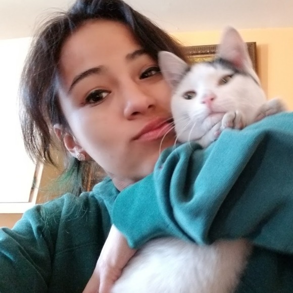 Meet your Posher, Guadalupe - Picture 1 of 1